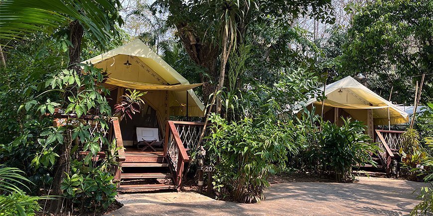 Glamping-teltat Hintok River Campissa