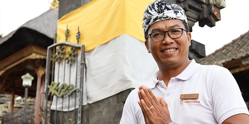 Opas retkellä Indonesiassa