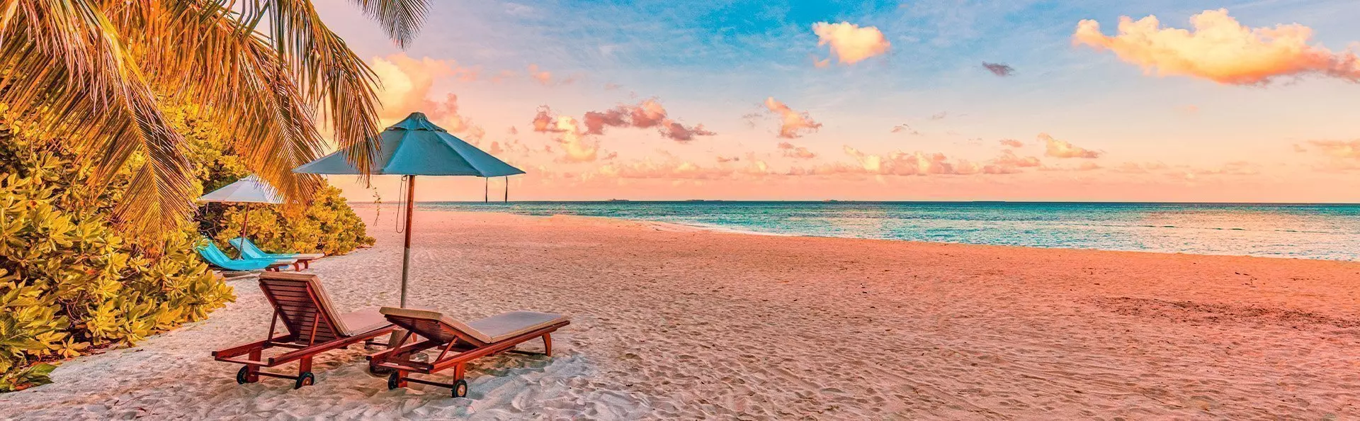 Ranta auringonlaskun aikaan Mauritiuksella