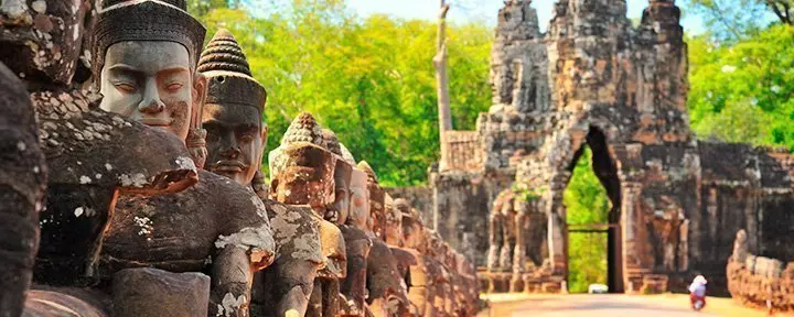 Angkor Thomin kiviportti Kambodžassa